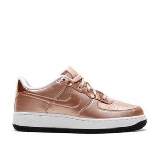 Limited edition Nike Air Force One! Rose Gold